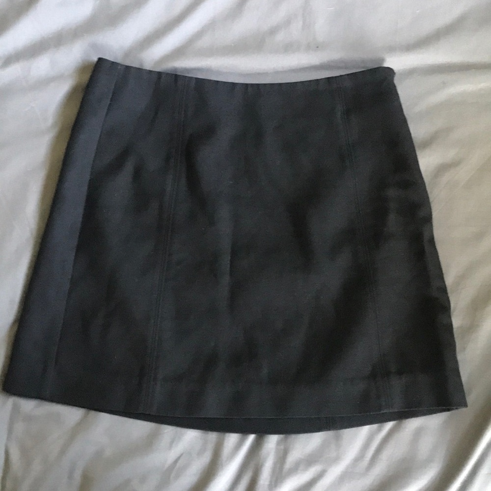 ARITZIA BABATON mini skirt